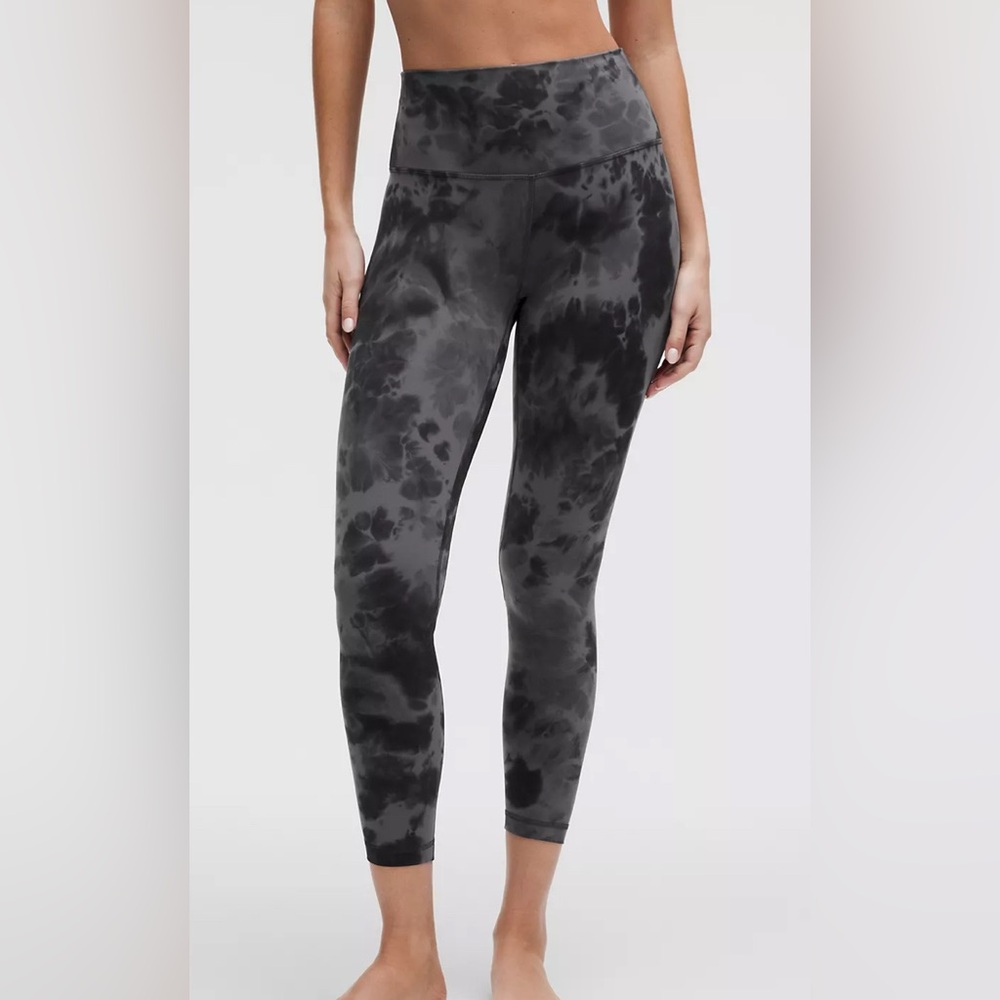 Lululemon Align Leggings in blue tie-dye, size 4